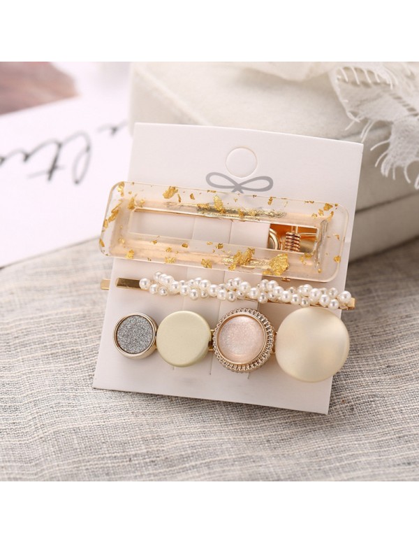 Jewels Galaxy Mesmerizing Pearl Gold Plated Hairclips for Women/Girls