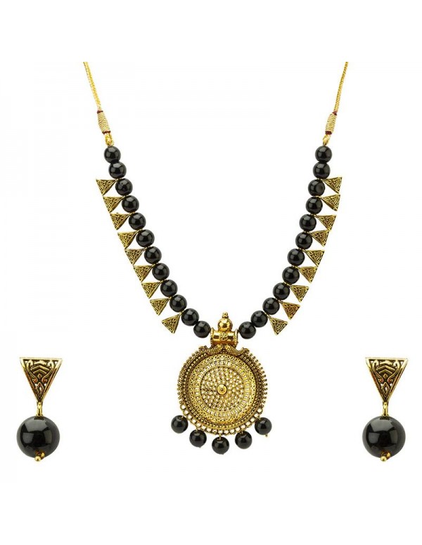 Jewels Galaxy Gold-Toned GP Black Pearl Necklace Set 44079