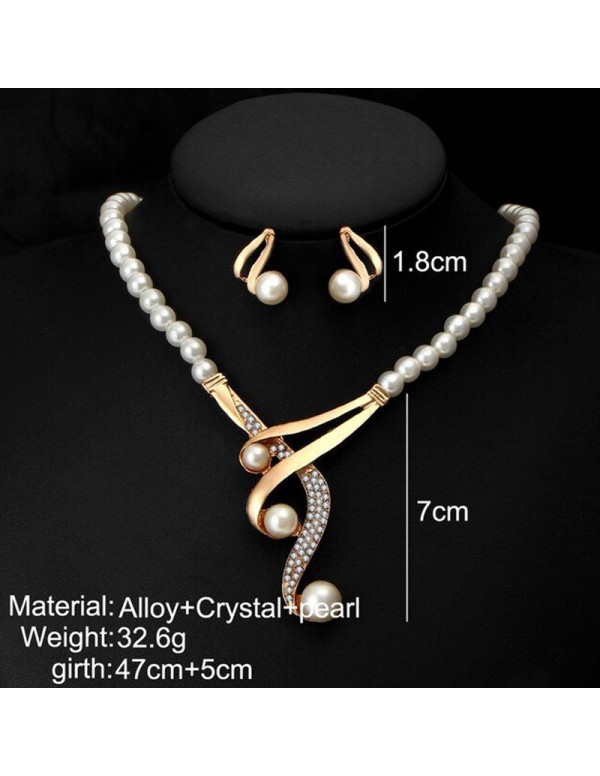 Jewels Galaxy White & Gold-Toned Gold-Plated Pearl-Studded Necklace Set 44093