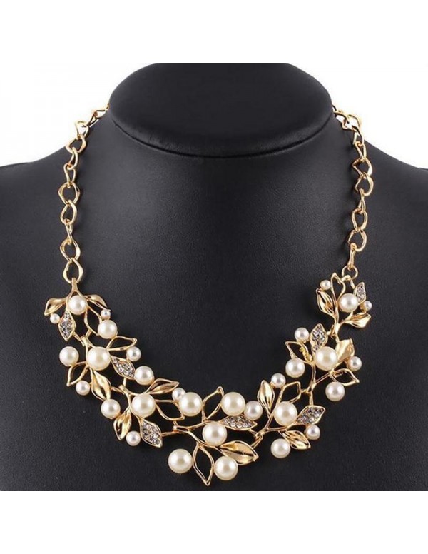 Jewels Galaxy White & Gold-Toned Gold-Plated Pearl-Studded Necklace Set 44094
