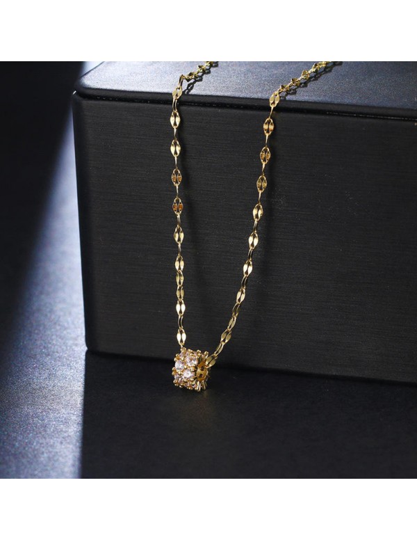 Jewels Galaxy Gold Plated Stainless Steel CZ embedded Pendant with Rope Chain
