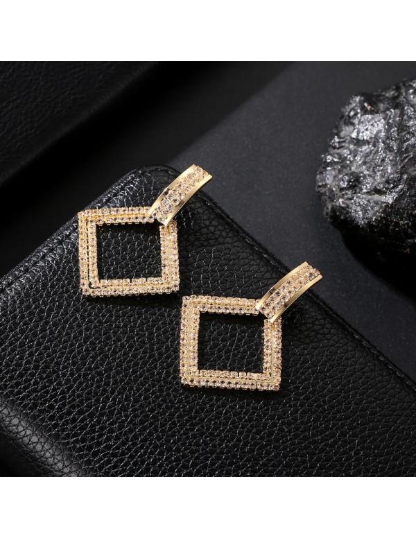 Jewels Galaxy Gold-Plated Stone-Studded Square Dro...