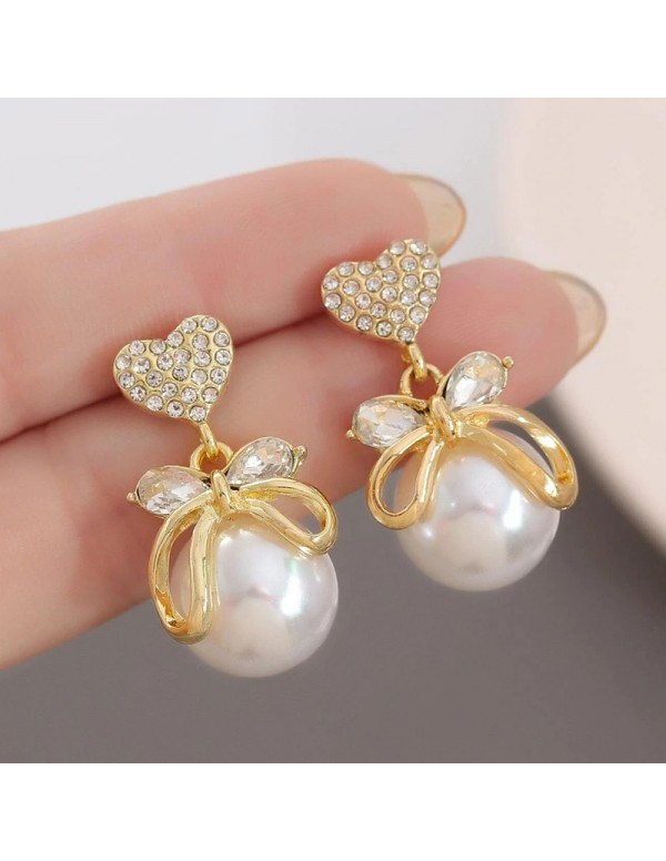 Jewels Galaxy Gold Plated Korean AD Heart themed P...