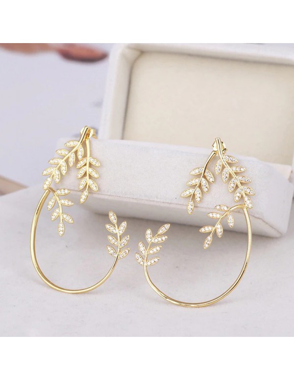 Jewels Galaxy Gold Plated Korean Ear Cuffs With Le...
