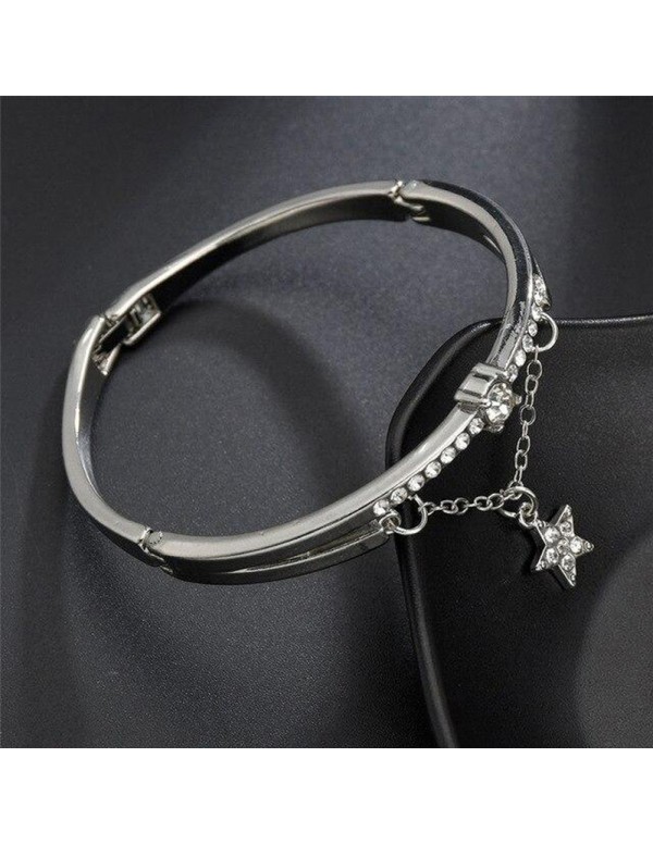 Jewels Galaxy Silver Plated Star inspired Stone St...