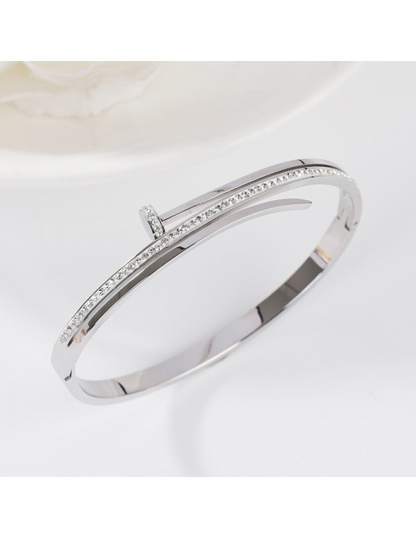 Jewels Galaxy Stainless Steel Silver Plated Americ...